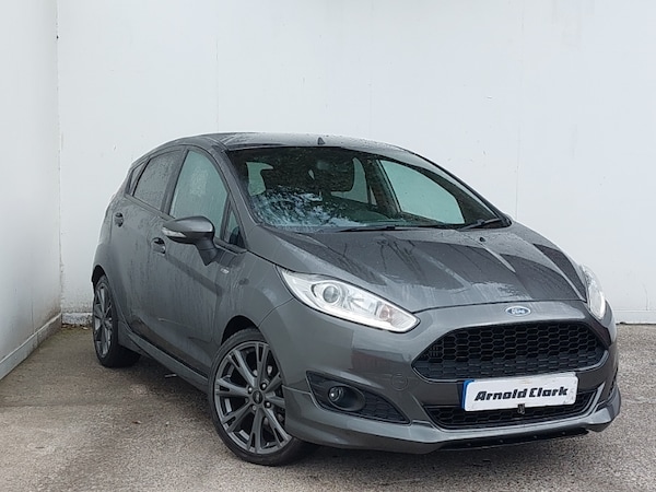 Used Ford Fiesta 2016 for sale - 76191603: Photo 1