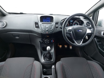 Used Ford Fiesta 2016 for sale - 76191603: Photo 2