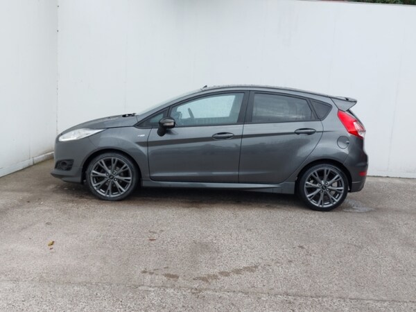 Used Ford Fiesta 2016 for sale - 76191603: Photo 4