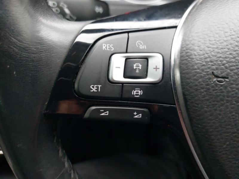 Used Volkswagen Golf 2019 for sale - 76431565: Photo 14