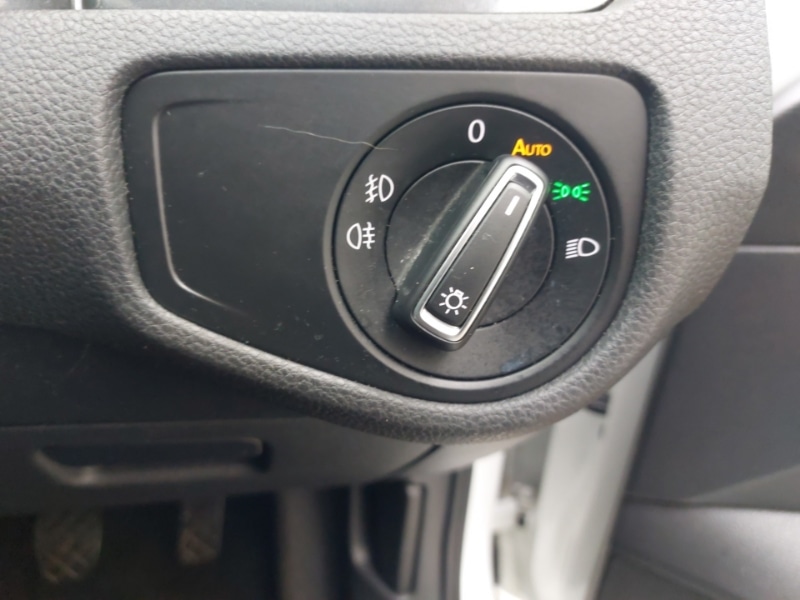 Used Volkswagen Golf 2019 for sale - 76431565: Photo 19