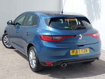 Used Renault Megane 2017 for sale - 79100924: Photo