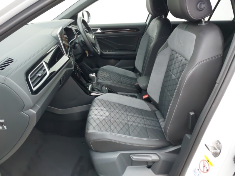 Used Volkswagen T-Roc 2025 for sale - 77085782: Photo 5