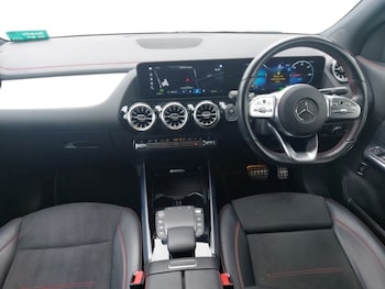 Used Mercedes-Benz EQA 2021 for sale - 76325641: Photo