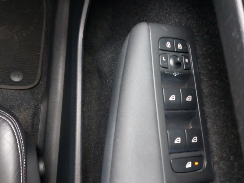 Used Volvo XC40 2020 for sale - 77664325: Photo 18