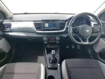 Used Kia Stonic 2018 for sale - 75219403: Photo