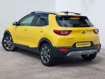 Used Kia Stonic 2018 for sale - 75219403: Photo