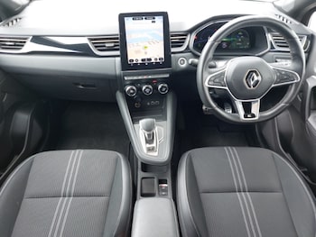 Used Renault Captur 2023 for sale - 79347901: Photo