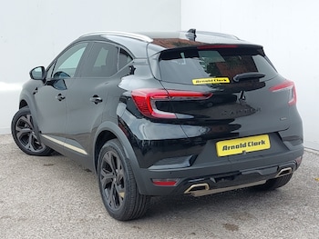 Used Renault Captur 2023 for sale - 79347901: Photo
