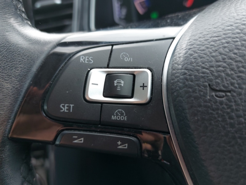 Used Volkswagen T-Roc 2018 for sale - 77548731: Photo 14