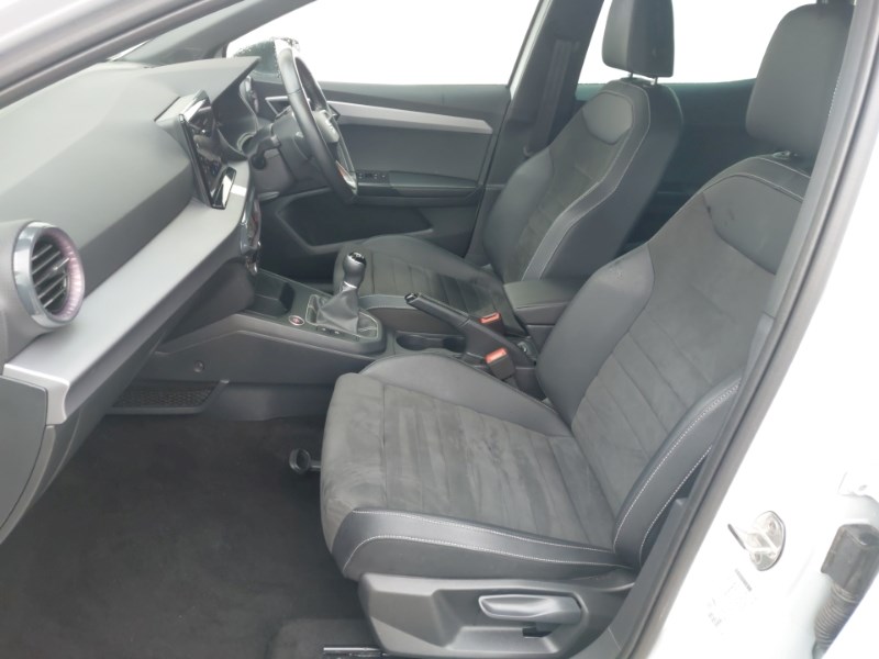 2023 SEAT Ibiza 1.0 TSI 110 Xcellence 5dr Hatchback Petrol Manual - Picture 5 of 19