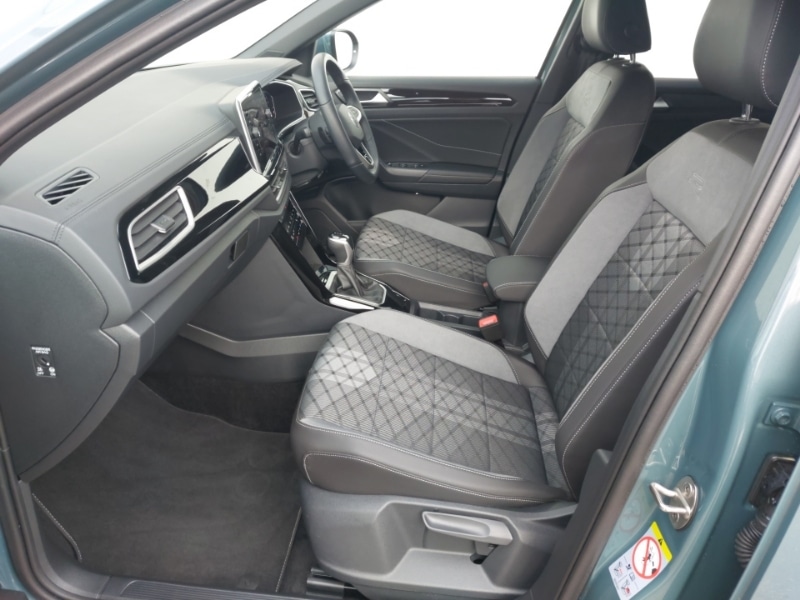 Used Volkswagen T-Roc 2025 for sale - 77289897: Photo 5