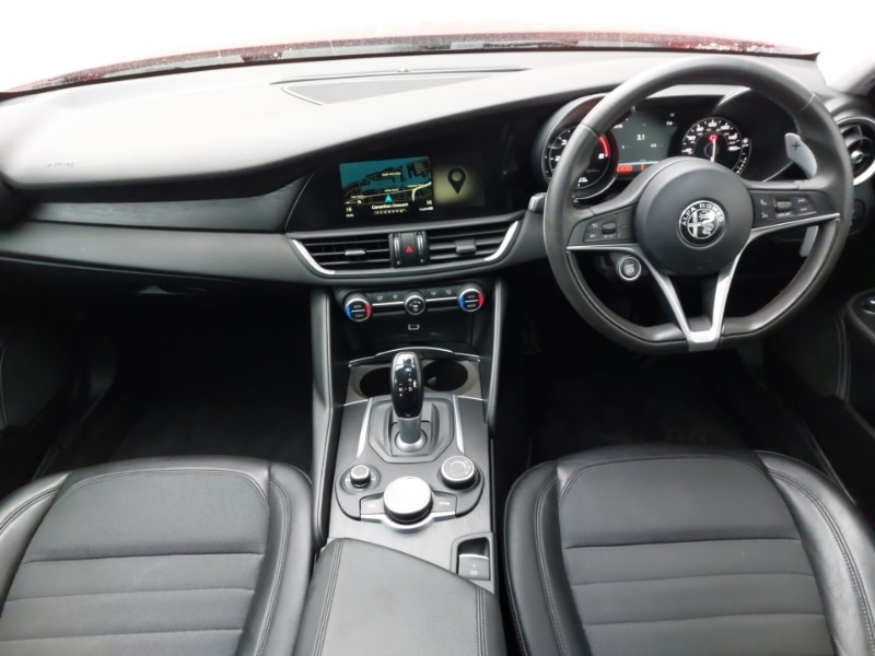 Used Alfa Romeo Giulia 2017 for sale - 76815761: Photo 2