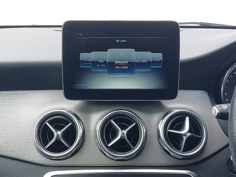 Used Mercedes-Benz GLA 2018 for sale - 76630717: Photo 10