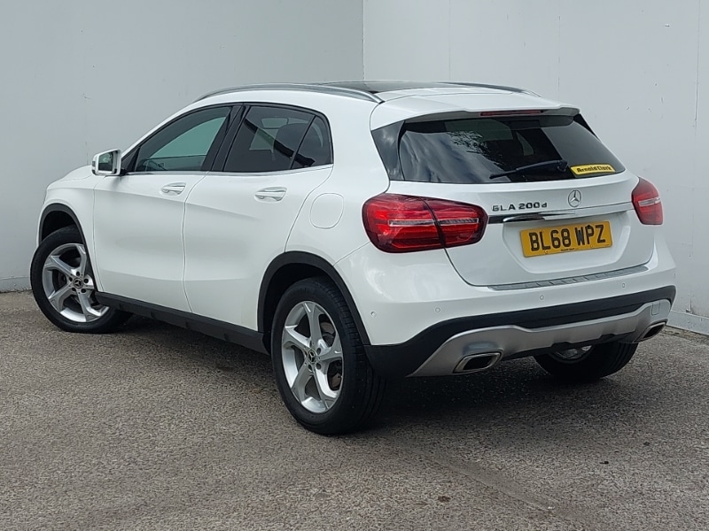 Used Mercedes-Benz GLA 2018 for sale - 76630717: Photo 3