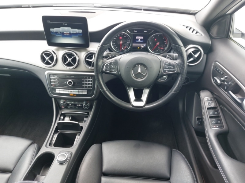 Used Mercedes-Benz GLA 2018 for sale - 76630717: Photo 7