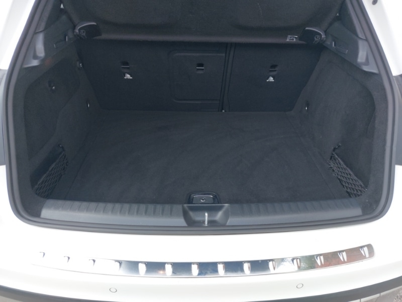 Used Mercedes-Benz GLA 2018 for sale - 76630717: Photo 8