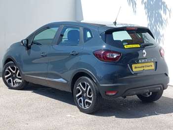 Used Renault Captur 2018 for sale - 75447940: Photo