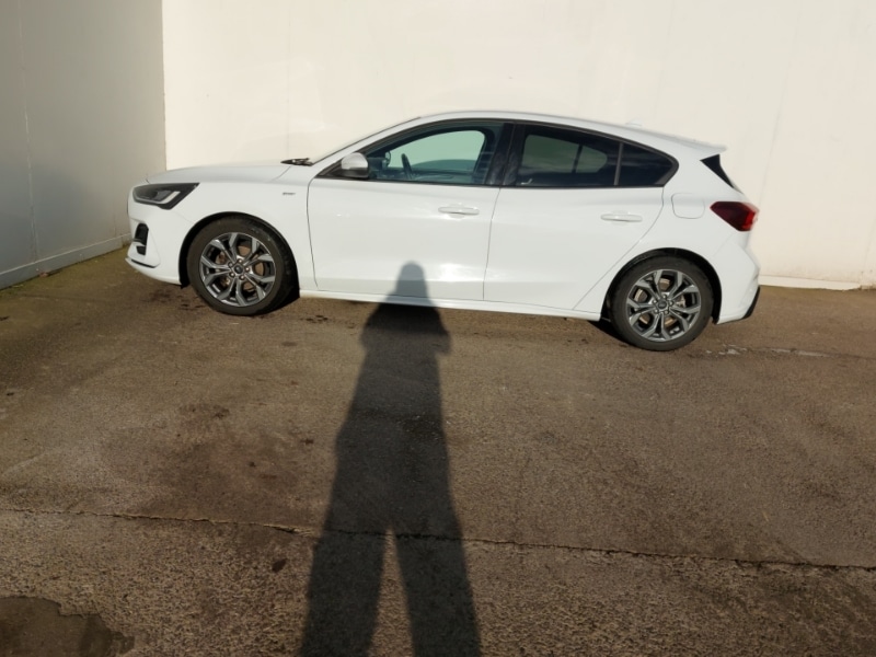 Used Ford Focus 2023 for sale - 76951630: Photo 4