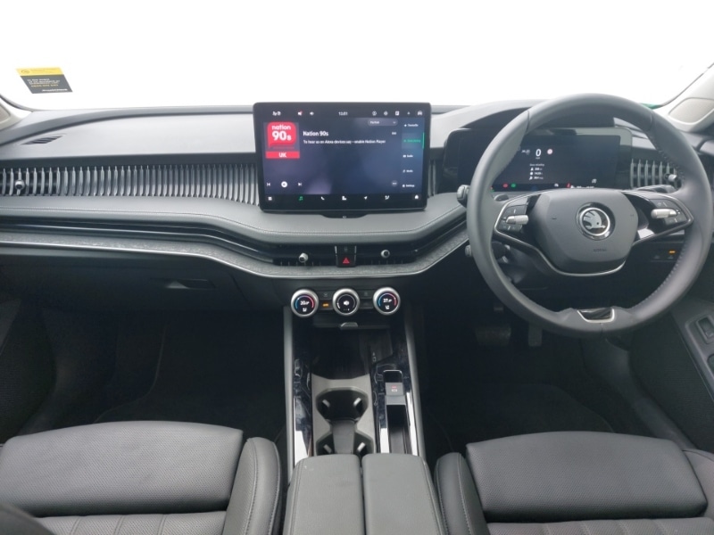 Used Skoda Superb 2024 for sale - 76875523: Photo 2