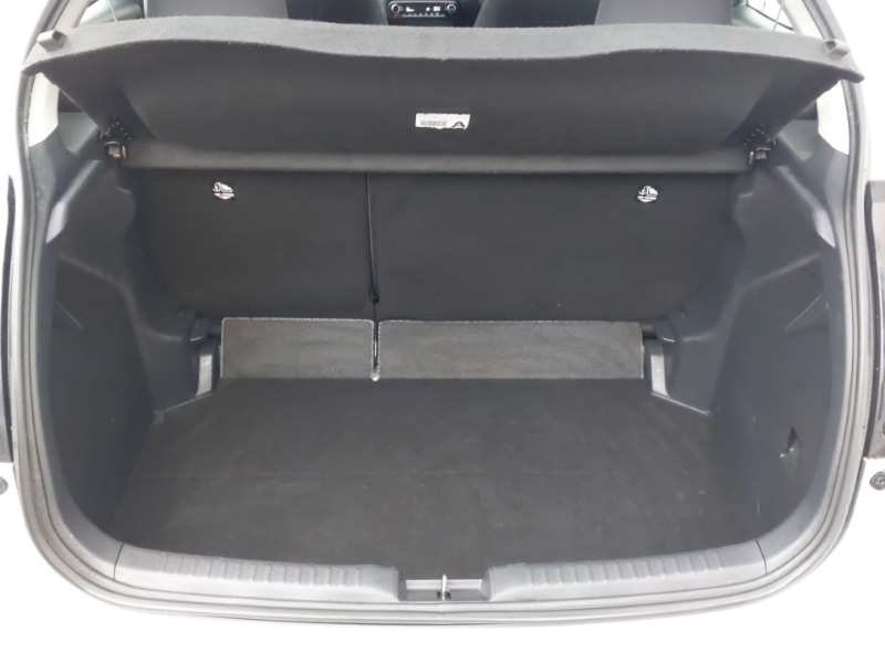 Used Mazda Mazda2 HYBRID 2024 for sale - 77076231: Photo 8