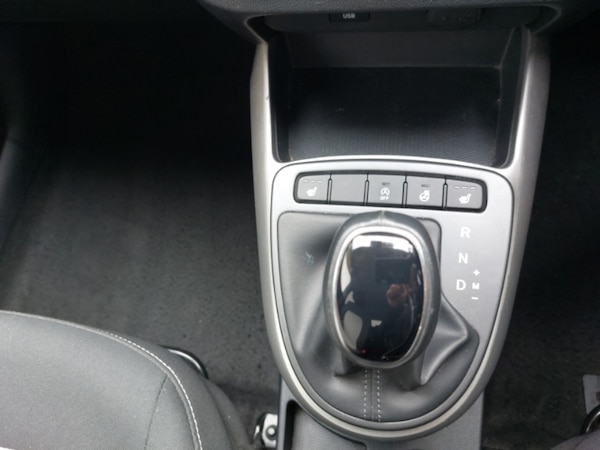 Used Hyundai i10 2021 for sale - 76321546: Photo 19