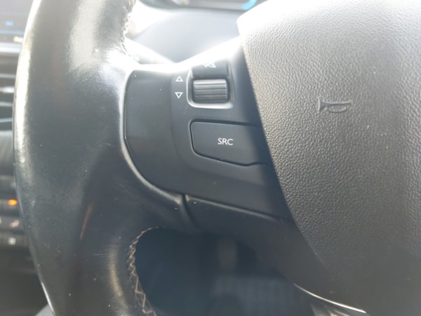 Used Peugeot 2008 2018 for sale - 76238456: Photo 14