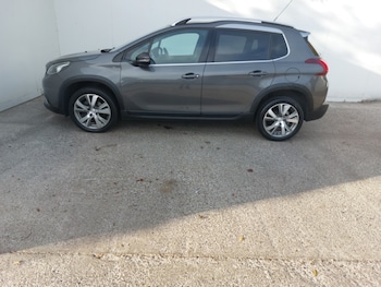 Used Peugeot 2008 2018 for sale - 76238456: Photo 4