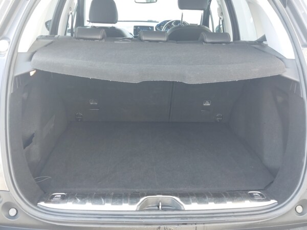Used Peugeot 2008 2018 for sale - 76238456: Photo 8