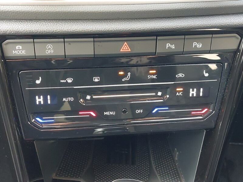 Used Volkswagen T-Roc 2025 for sale - 77234729: Photo 11