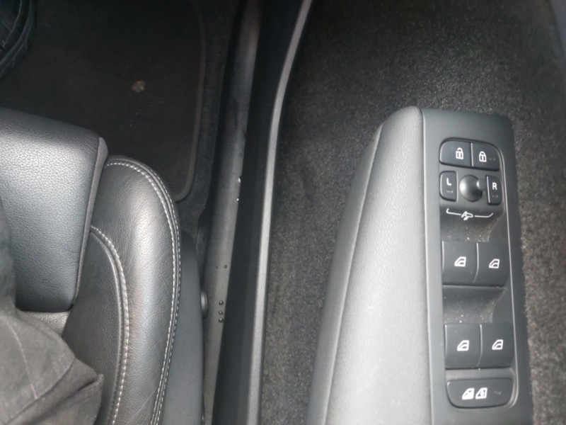 Used Volvo XC40 2024 for sale - 76732061: Photo 18