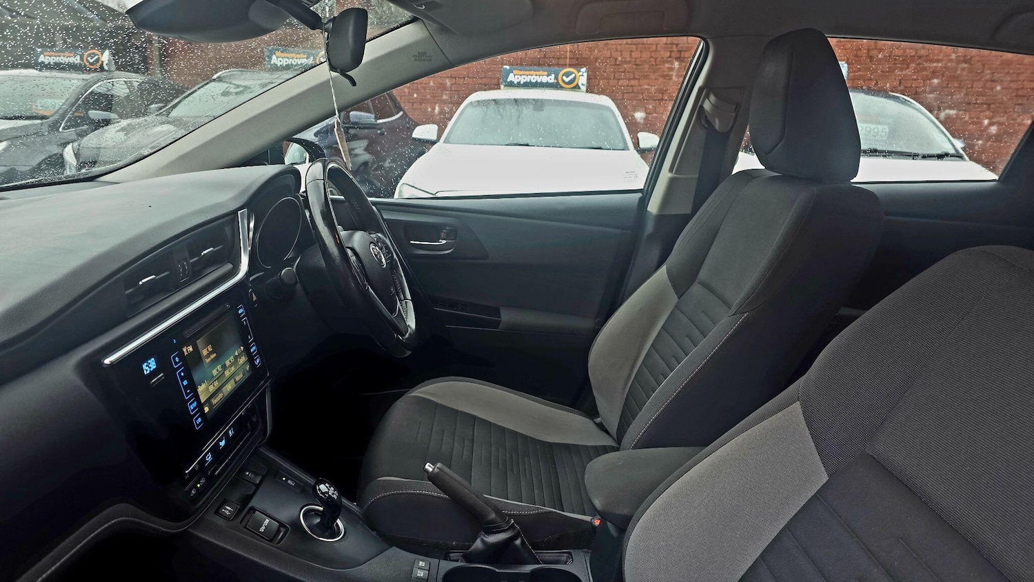 Used Toyota Auris 2017 for sale - 77537470: Photo 14