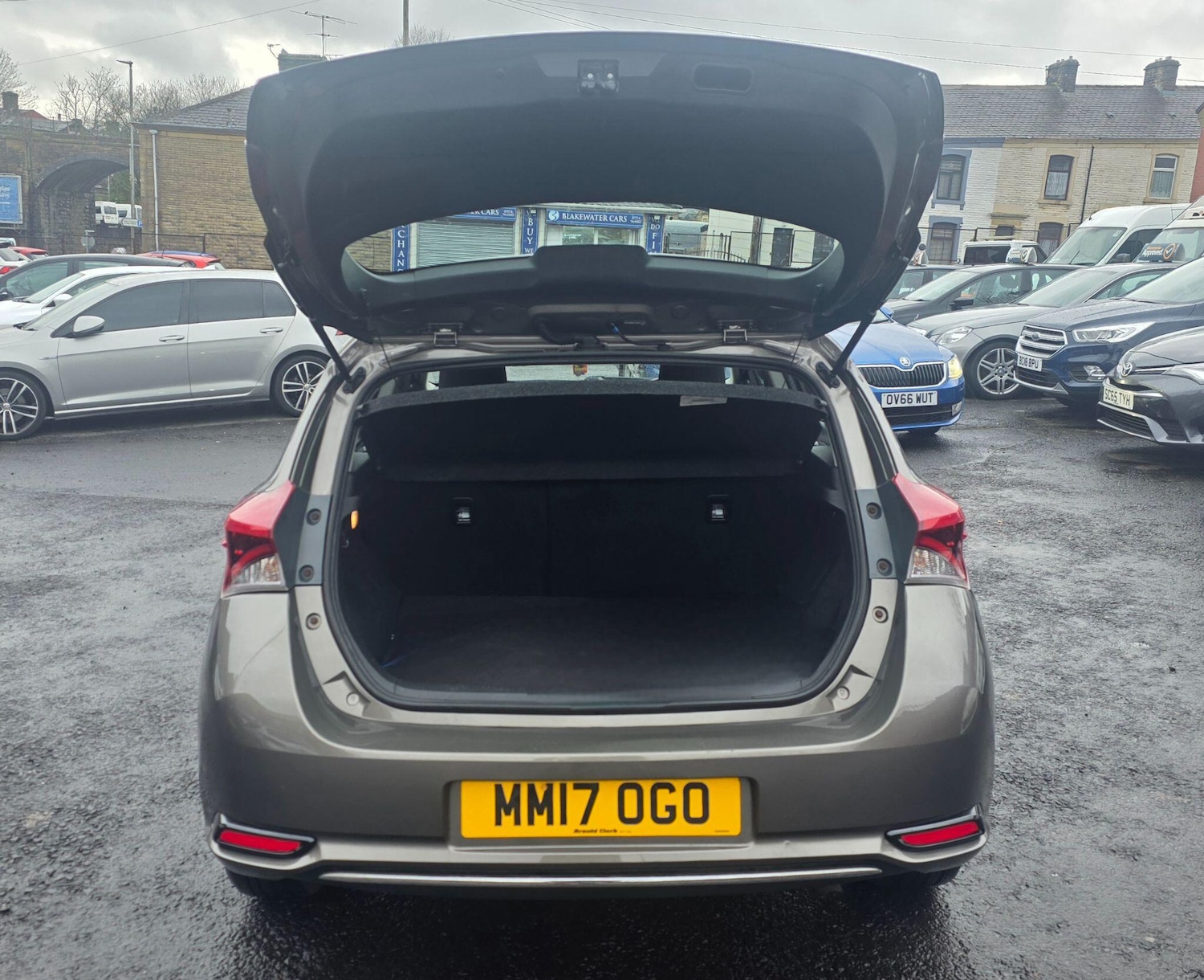 Used Toyota Auris 2017 for sale - 77537470: Photo 21