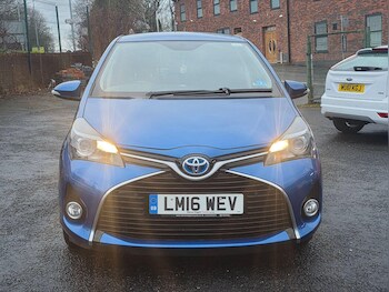 Used Toyota Yaris 2016 for sale - 77278605: Photo