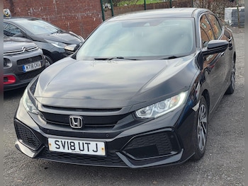 Used Honda Civic 2018 for sale - 77060466: Photo