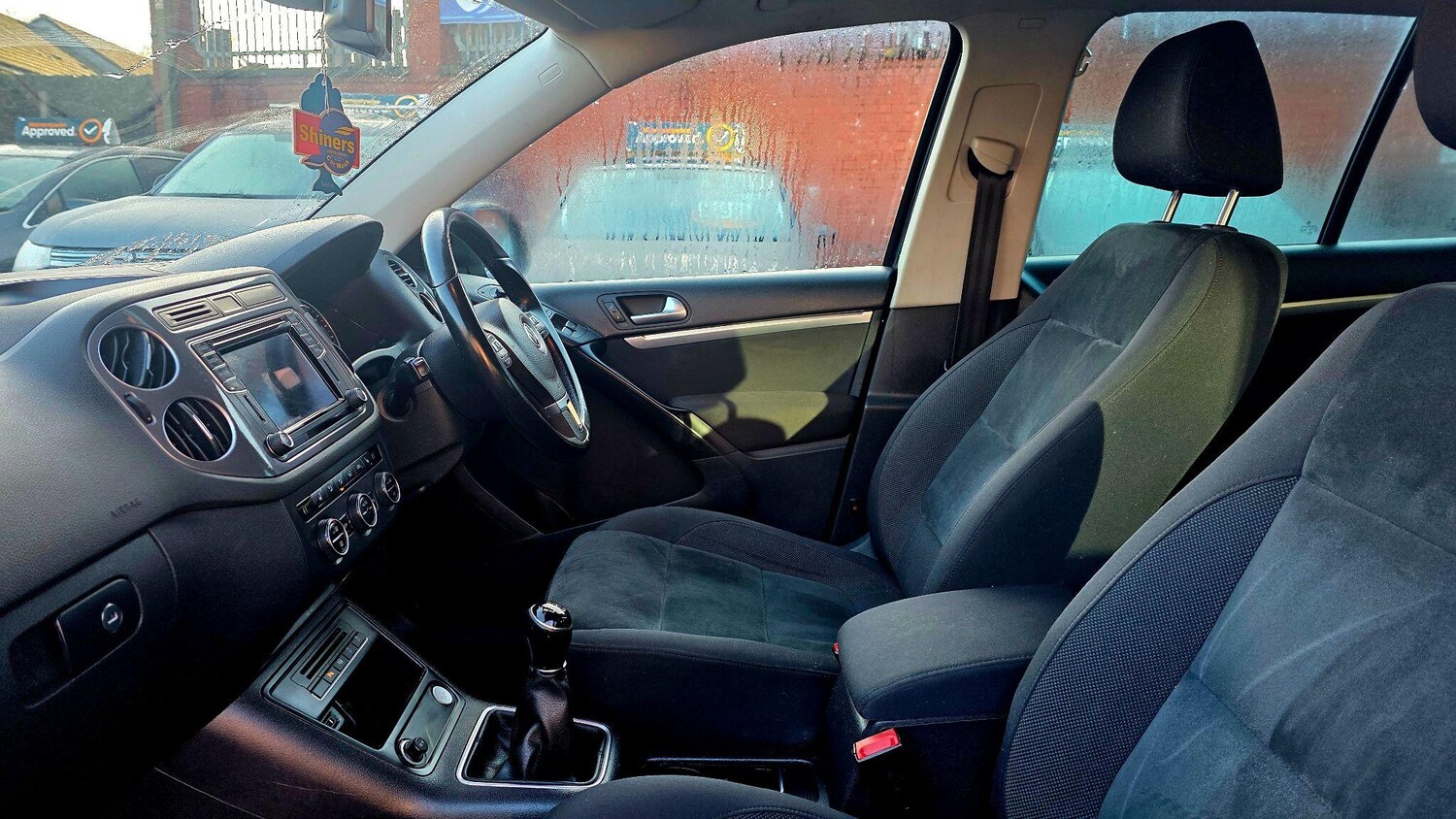 Used Volkswagen Tiguan 2015 for sale - 77351359: Photo 15