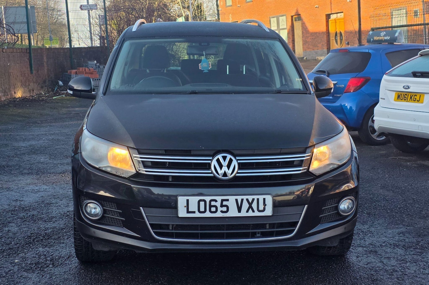 Used Volkswagen Tiguan 2015 for sale - 77351359: Photo 2