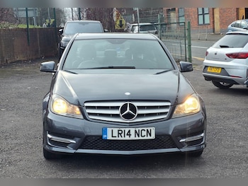 Used Mercedes-Benz C Class 2014 for sale - 78613596: Photo