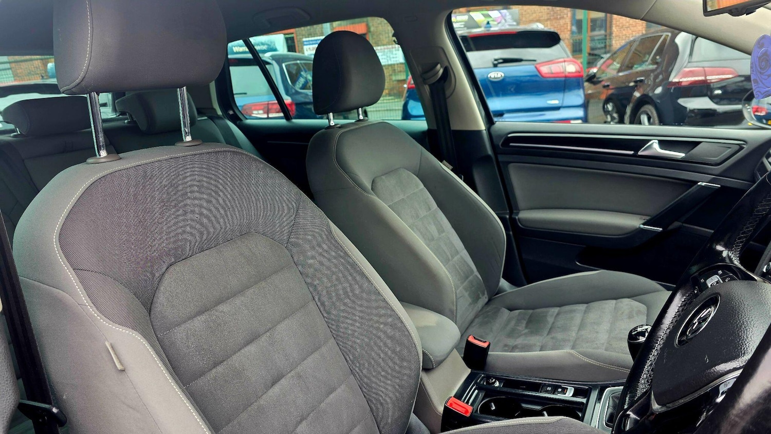 Used Volkswagen Golf 2013 for sale - 78100821: Photo 12