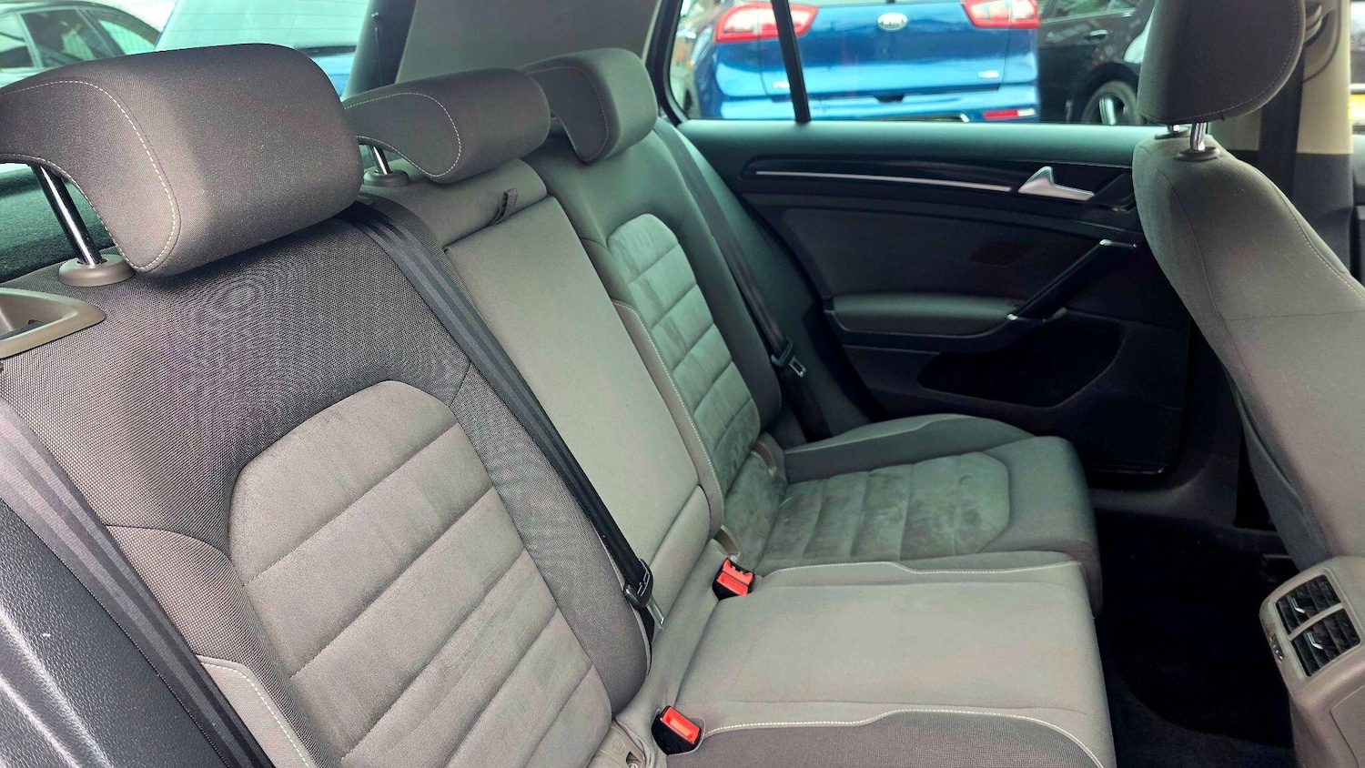 Used Volkswagen Golf 2013 for sale - 78100821: Photo 19