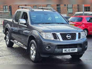 Used Nissan Navara 2015 for sale - 79794736: Photo
