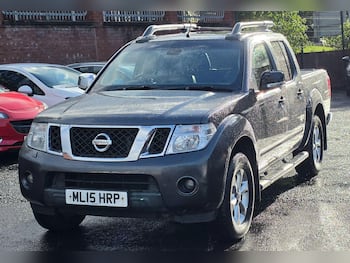Used Nissan Navara 2015 for sale - 79794736: Photo