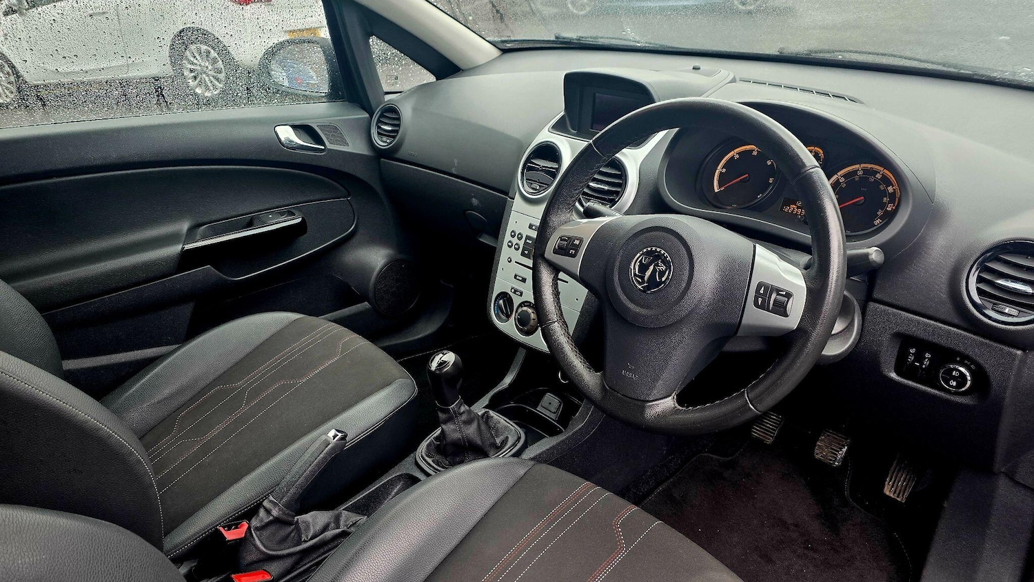 Used Vauxhall Corsa 2012 for sale - 77345658: Photo 11