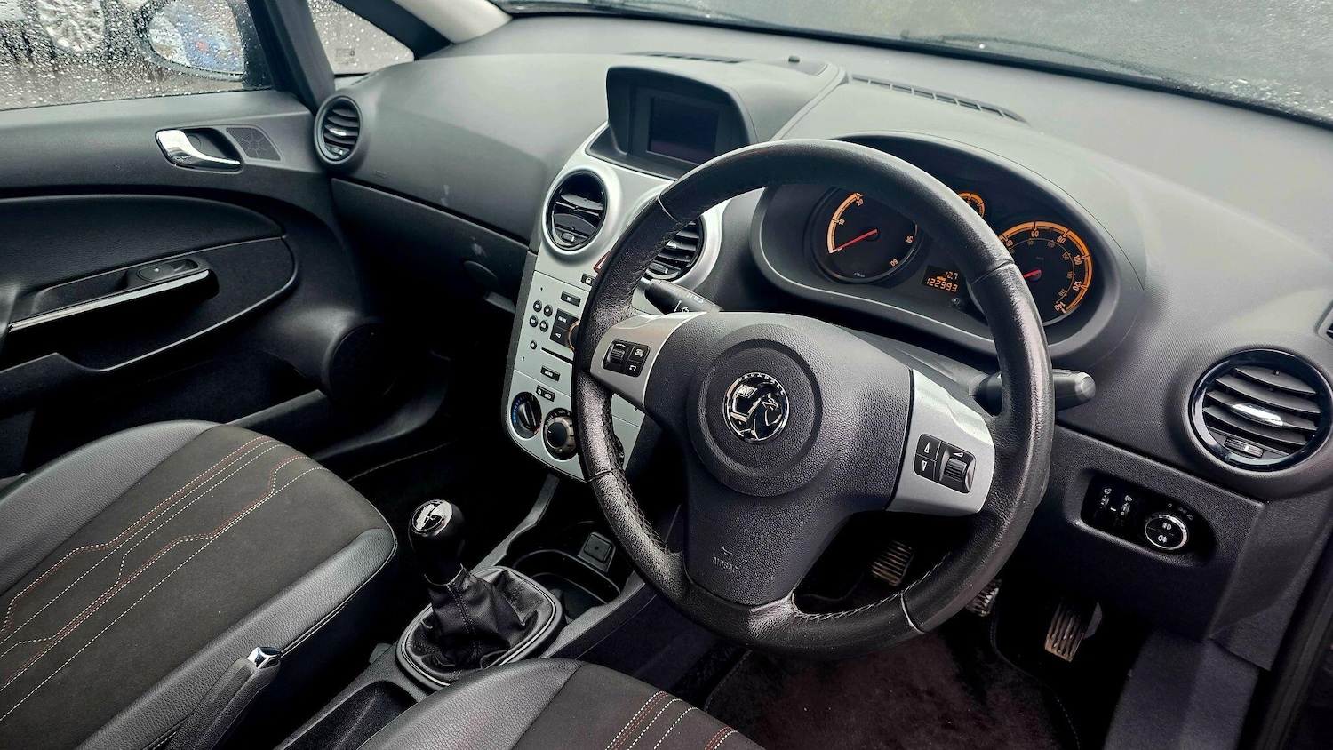 Used Vauxhall Corsa 2012 for sale - 77345658: Photo 21