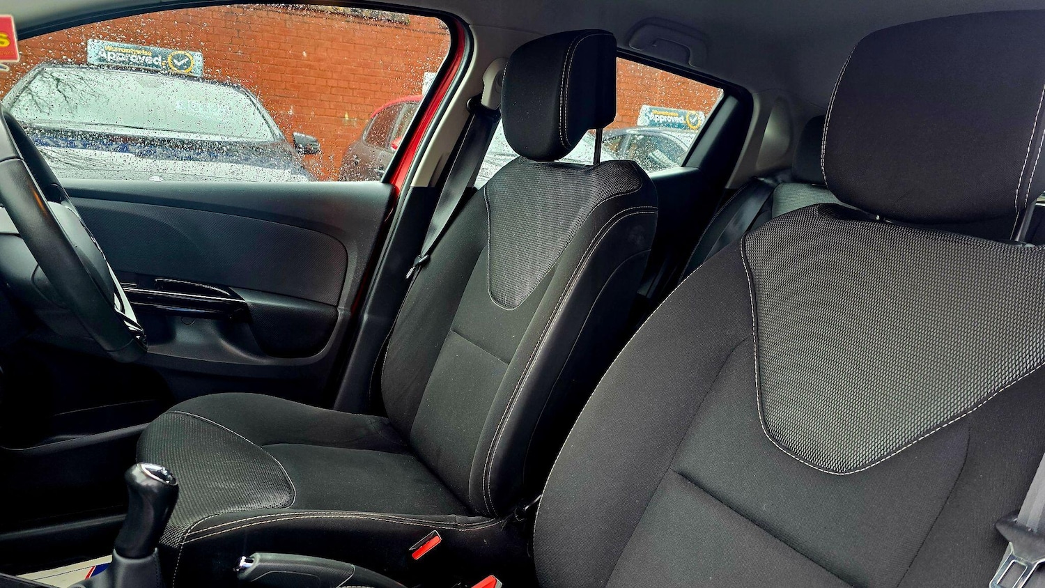 Used Renault Clio 2014 for sale - 77029272: Photo 16