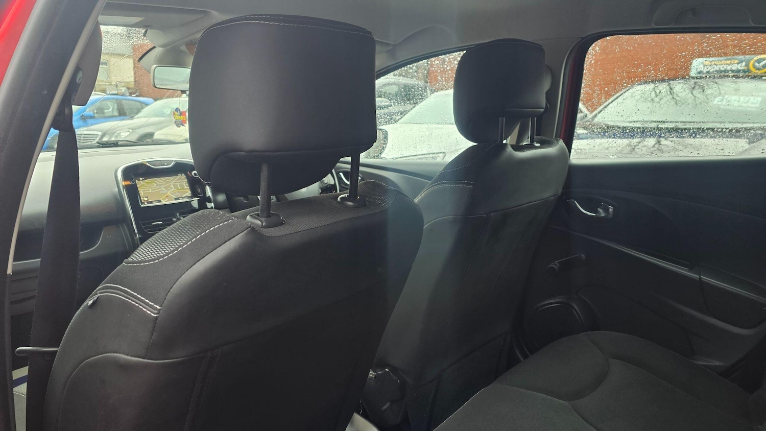 Used Renault Clio 2014 for sale - 77029272: Photo 18