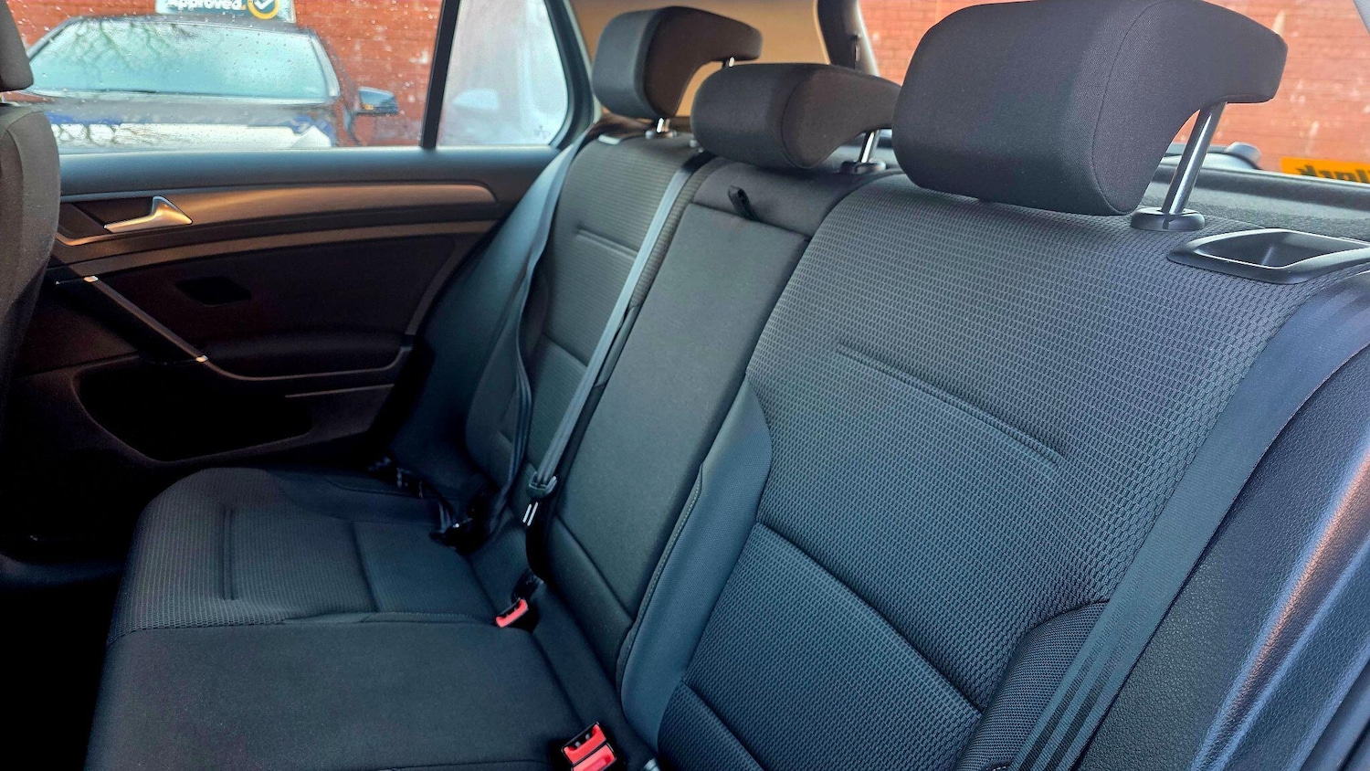 Used Volkswagen Golf 2018 for sale - 77029276: Photo 15