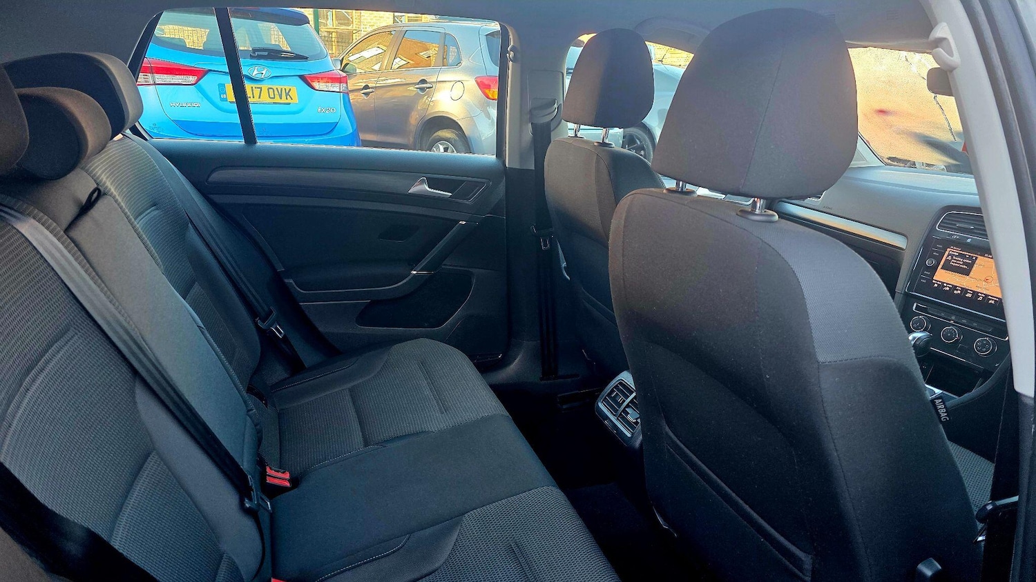 Used Volkswagen Golf 2018 for sale - 77029276: Photo 17