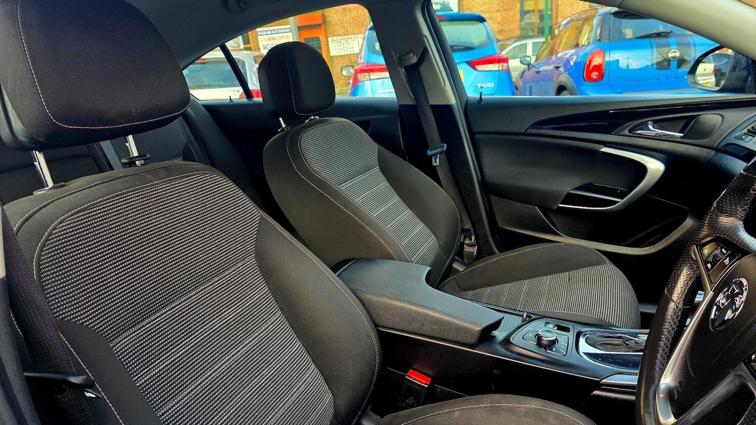 Used Vauxhall Insignia 2011 for sale - 77029559: Photo 12