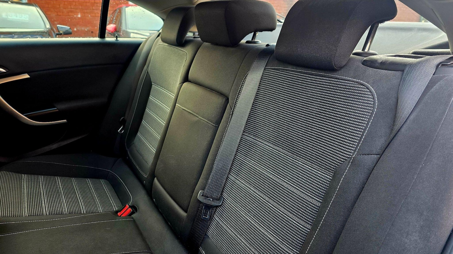 Used Vauxhall Insignia 2011 for sale - 77029559: Photo 16